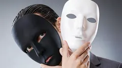 心理学者：偽善的な人を最もよく表す色とは？