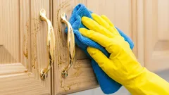 キッチンのキャビネットの油汚れが5分で落ちます:このアイテムを使えば、すぐに悩みが解消されます